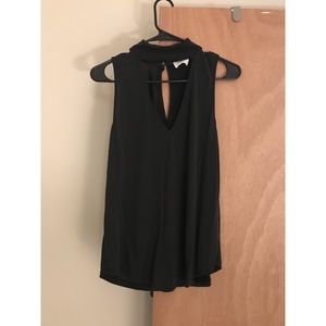 High neck keyhole tank
